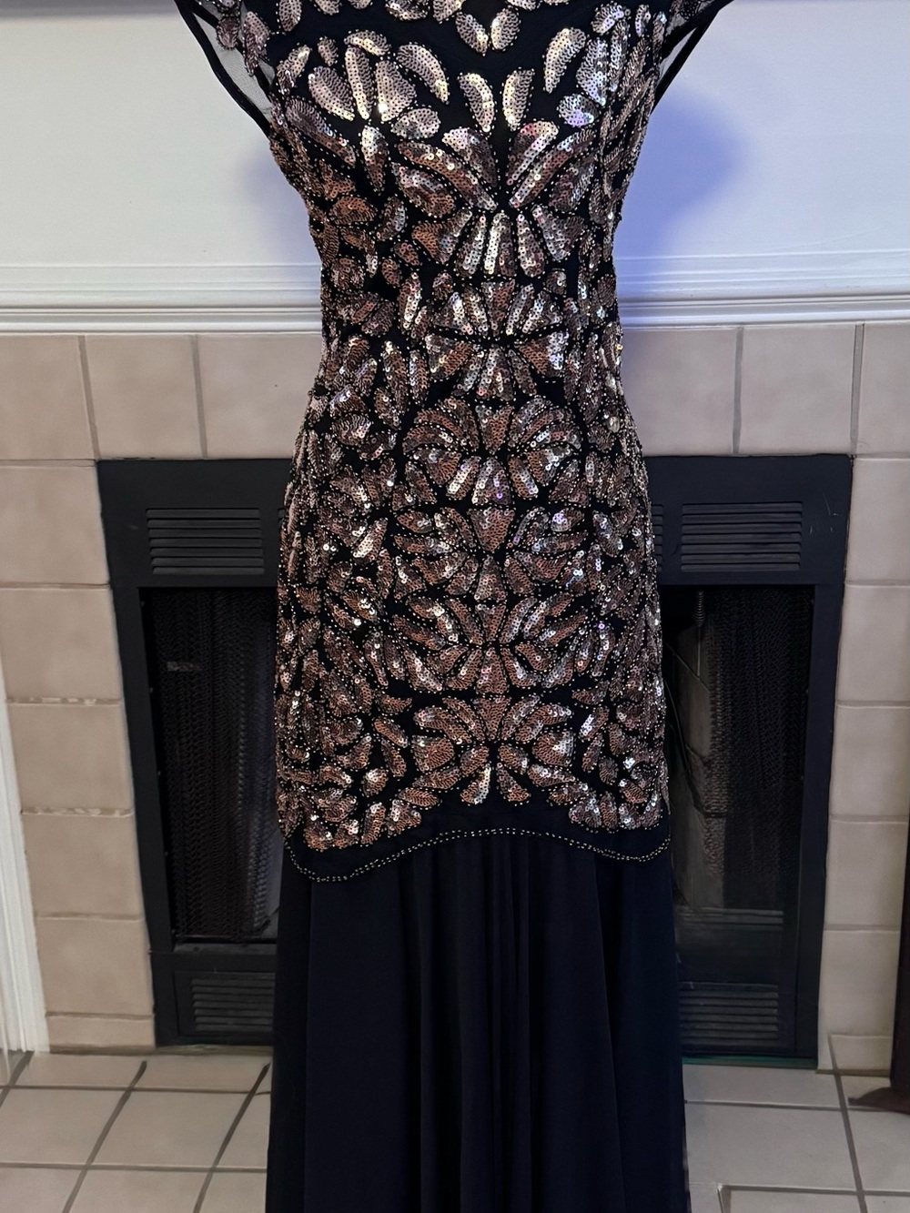 PrettyGuide Black and Gold Sequined Flapper Party Dress